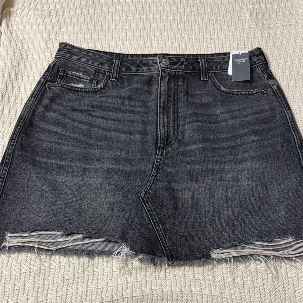 Abercrombie & Fitch Washed Black Distressed Denim Mini Skirt Vintage - Picture 3 of 9